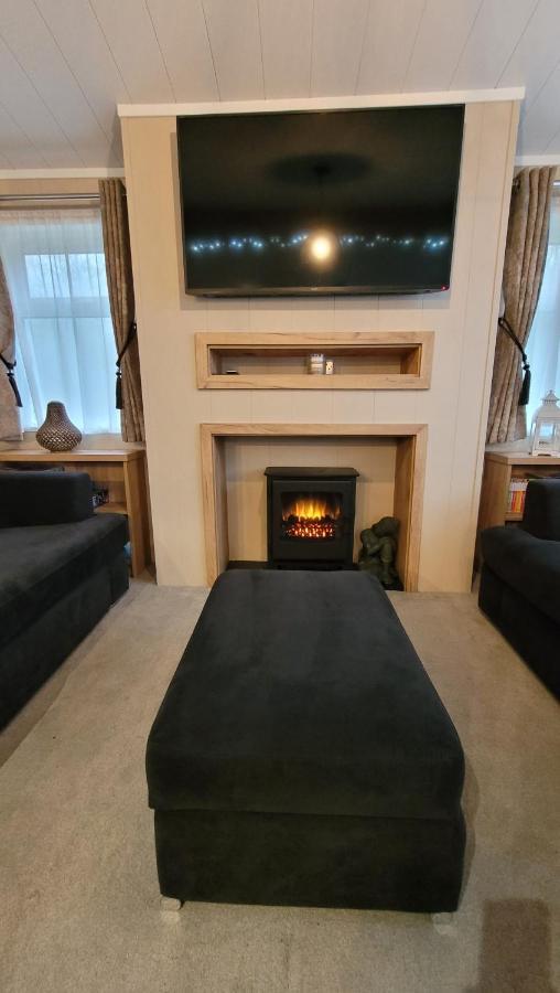Luxury Lodge On Edge Of New Forest And 800M From Sea Entertainment And Leisure Passes Included Милфорд-он-Си Экстерьер фото